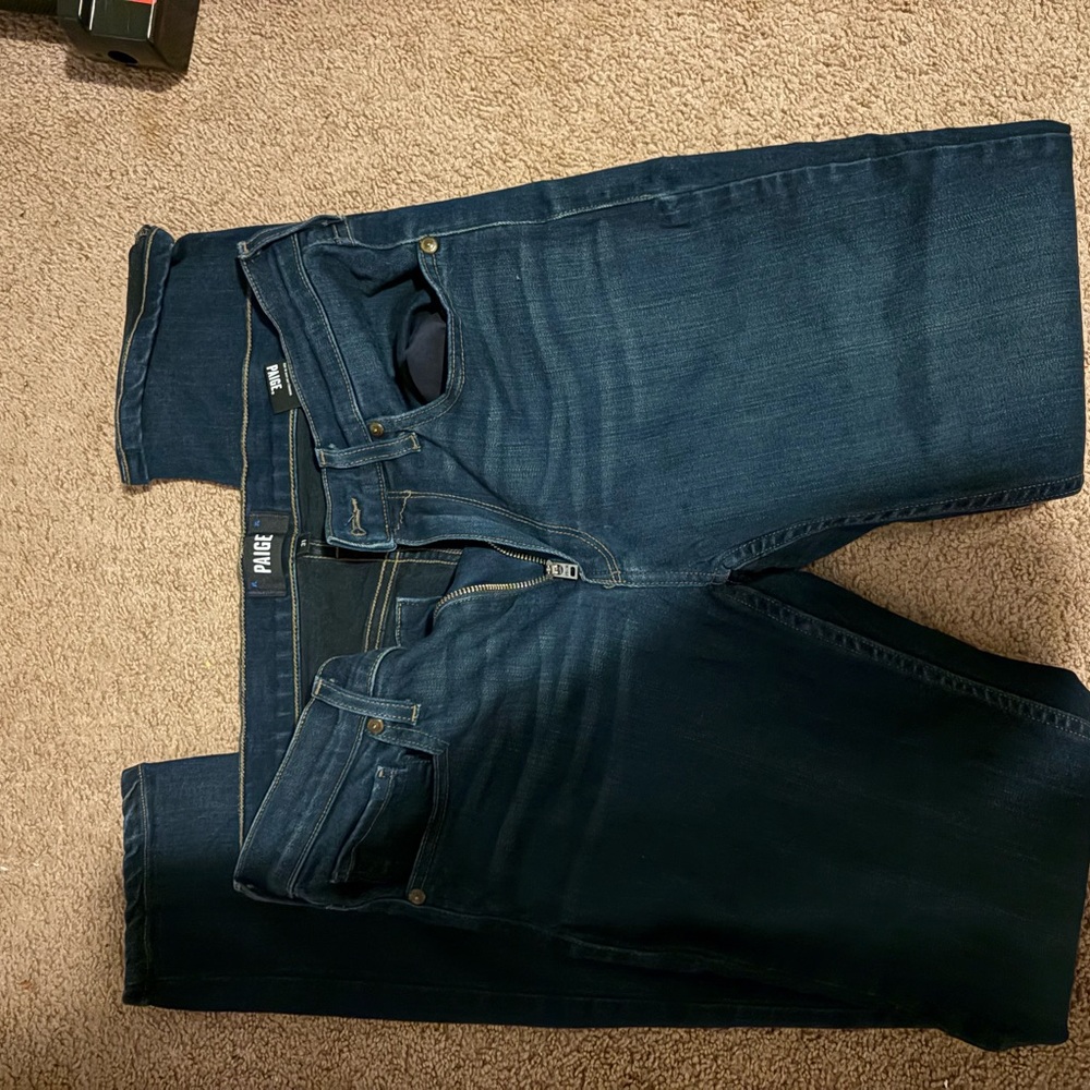 PAIGE Relaxed Blue Jeans Timeless Comfort